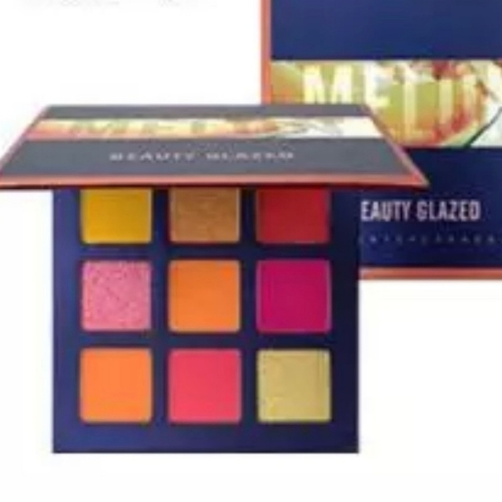 NWT Beauty Glazed bright eye shadow pallette in Melon